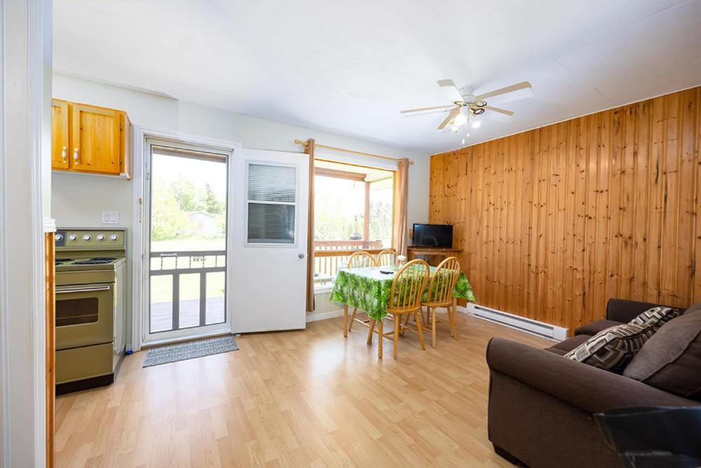 Fiddler'S Green Country Cottages Brackley Beach Exterior photo